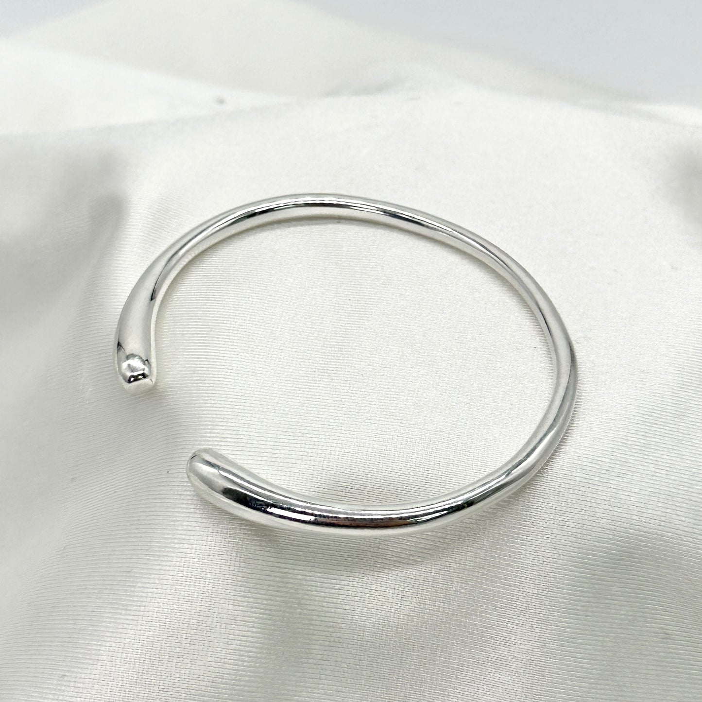 Aura Cuff Unisex