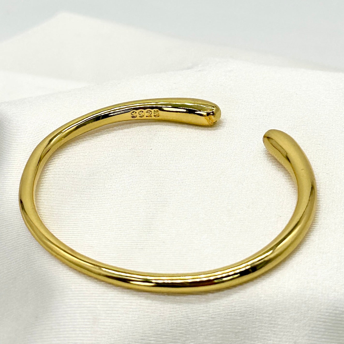 Aura Cuff Unisex