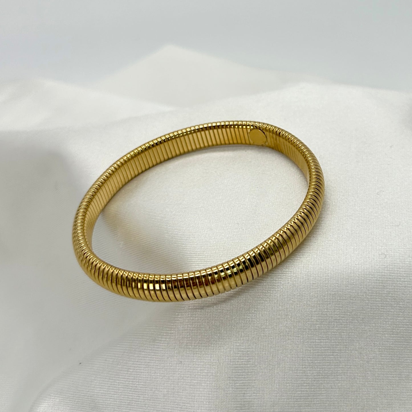 Essential Bangle 8mm