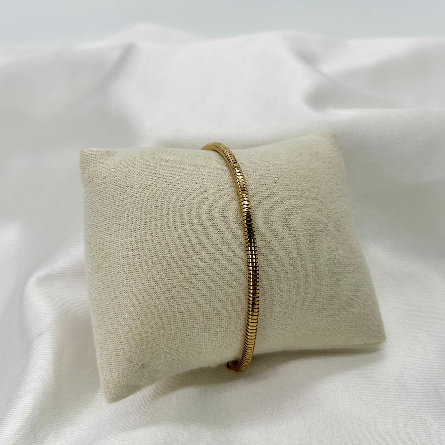 Fine Bangle Gold